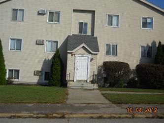400 Silver St #1a, Manchester, NH 03103