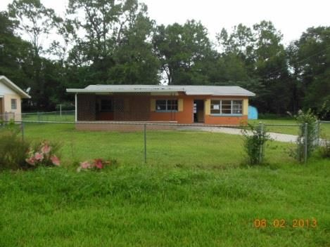 20953 SW Rainbow Lakes Blvd, Dunnellon, FL 34431