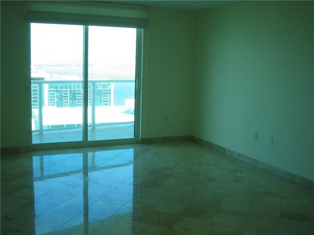 2101 BRICKELL AV # 2802, Miami, FL 33129