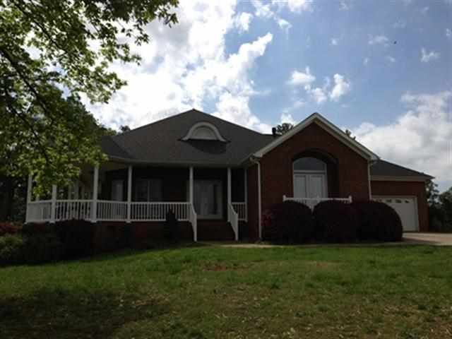 206 Crestridge Dr, Seneca, SC 29672