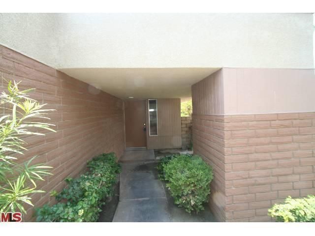 1406 Sunflower Cir S, Palm Springs, CA 92262