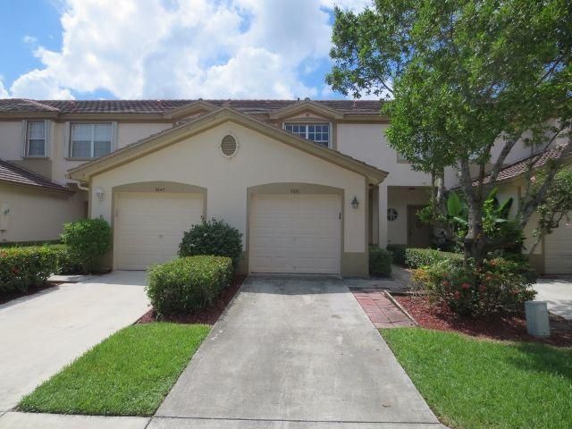 7651 Sonesta Shores Dr, Lake Worth, FL 33463