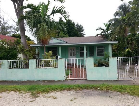 3245 Nw 34 St, Miami, FL 33142