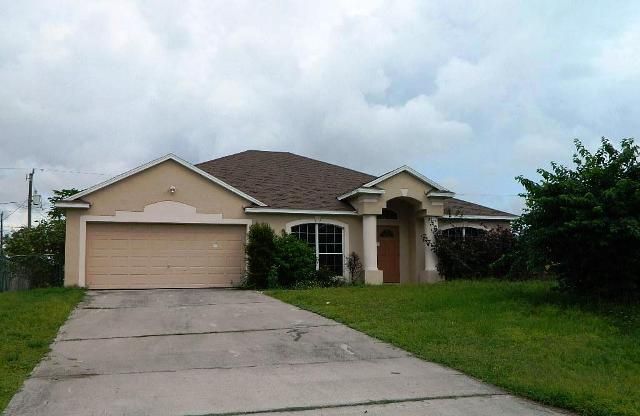 1301 Gilpin St Nw, Palm Bay, FL 32907