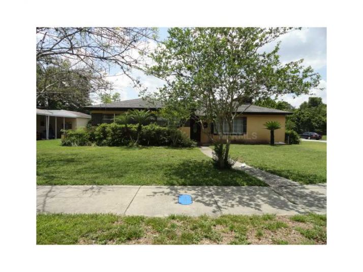 2200 Walnut St, Orlando, FL 32806