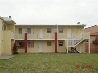 1255 West 49th Place #g 101, Hialeah, FL 33012