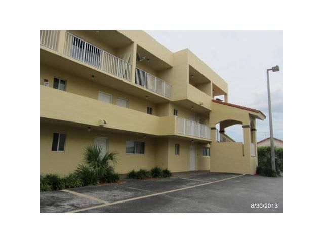 2670 W 76 ST # 201, Hialeah, FL 33016