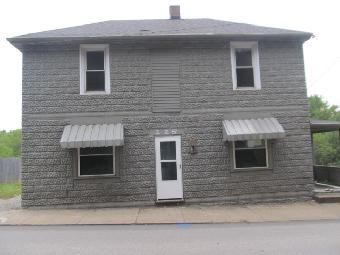 125 Main St, Bentleyville, PA 15314