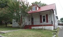 402 E Walden St La Follette, TN 37766