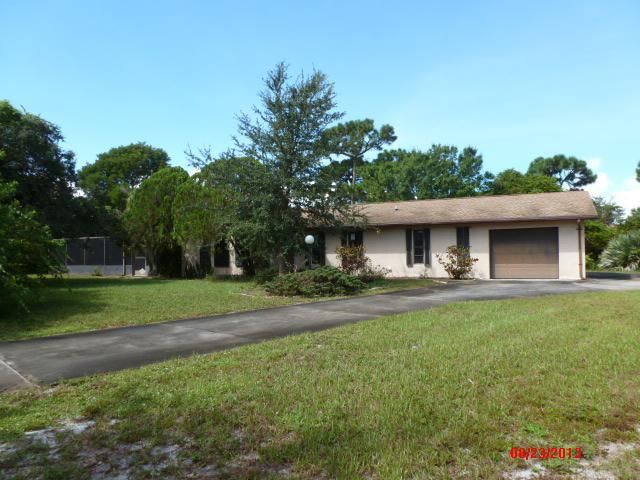 2922 NE Canal Avenue, Jensen Beach, FL 34957