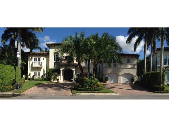 9424 NW 52 DORAL LN, Miami, FL 33178