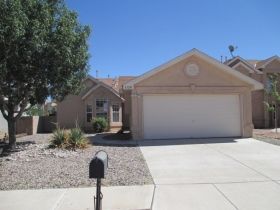 1120 Avenida Las Vistas NW, Los Lunas, NM 87031