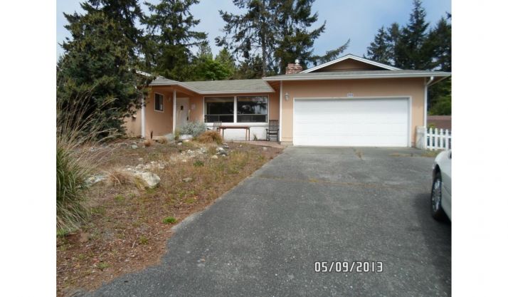 253 Squaxin Pl, La Conner, WA 98257