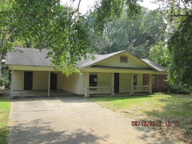 1016 Andover St, Clinton, MS 39056