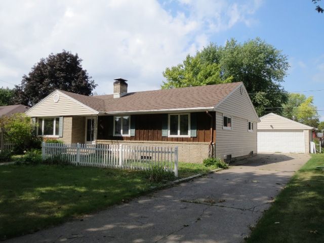 948 E Frances St, Appleton, WI 54911