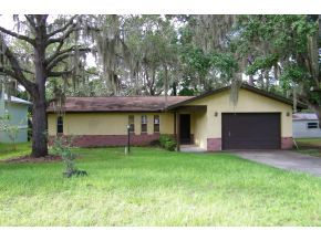 1401 Claymore St, Inverness, FL 34450