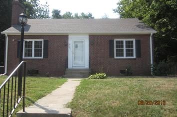 215 E 63rd St, Indianapolis, IN 46220