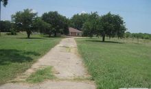 5872 Highway 175 E E Kaufman, TX 75142