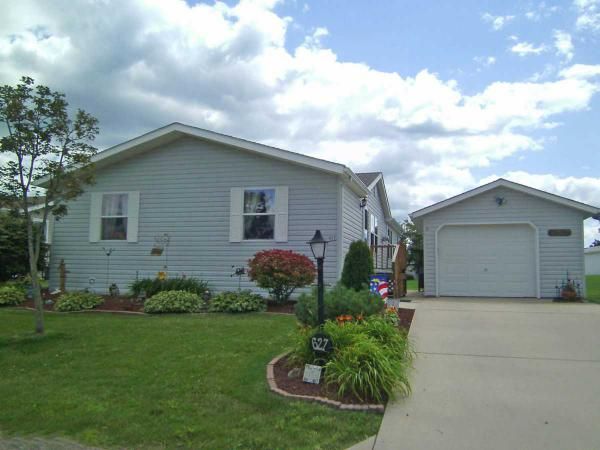 627 Park Ridge Road, Waterford, WI 53185