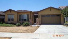 2745 North Crowe Ct Visalia, CA 93291