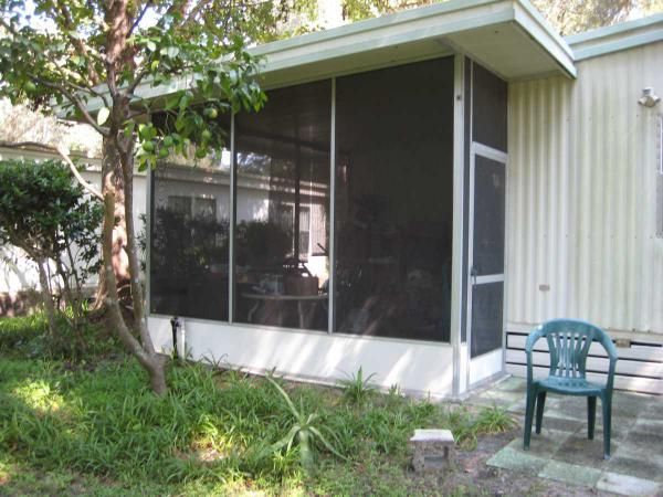 119 Magnolia Dr., Lady Lake, FL 32159