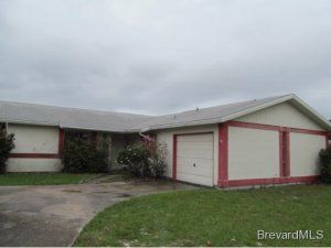 496 Ralwood Ln Ne, Palm Bay, FL 32907