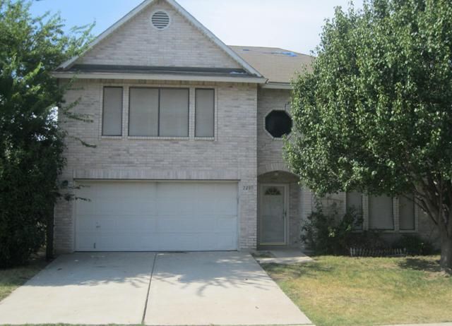 2205 Capstan Drive, Arlington, TX 76002