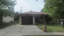 5557 S 26th St Milwaukee, WI 53221