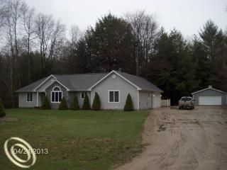 5065 Gardner Line Rd, Croswell, MI 48422