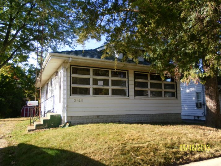 3313 Larchmont, Flint, MI 48503