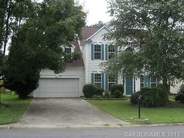 12408 Panthersville Dr, Charlotte, NC 28269