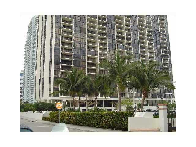 1865 BRICKELL AV # A1802, Miami, FL 33129