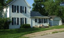 409 E Chestnut St Paxton, IL 60957