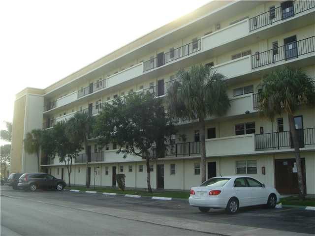 220 SW 9TH AV # 516, Hallandale, FL 33009