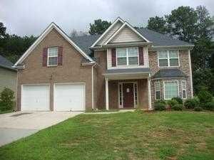 7574 Pines Gables Dr, Riverdale, GA 30296