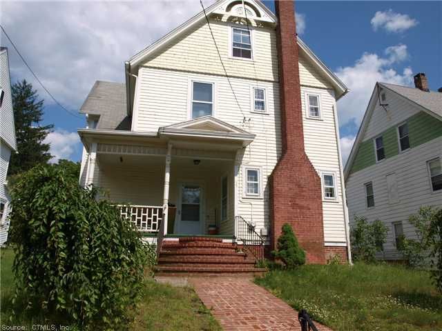 55 N Main St, Jewett City, CT 06351