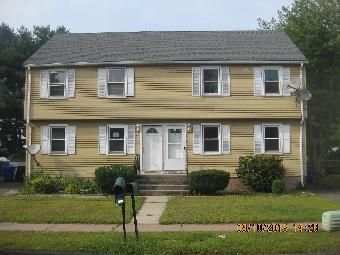 62-64 Elida Ct, East Hartford, CT 06108