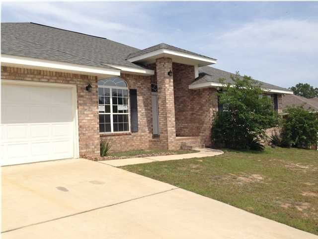 118 Strike Eagle Dr, Crestview, FL 32536