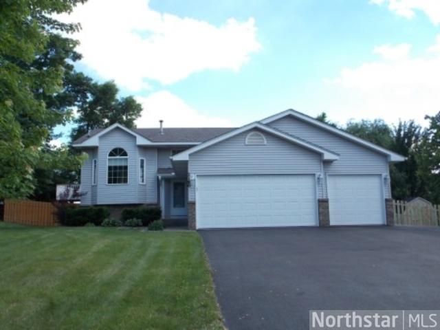 2180 124th Ave Nw, Minneapolis, MN 55448