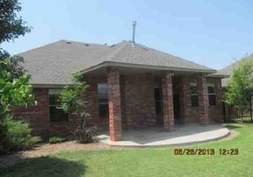 10629 NW 39th St, Yukon, OK 73099