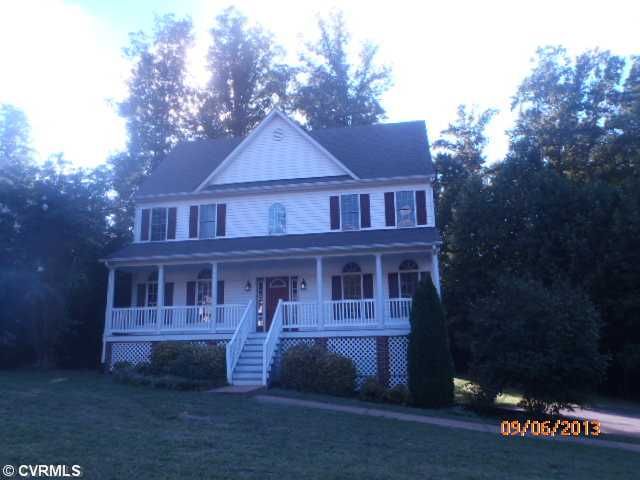 12118 Point Placid Dr, Midlothian, VA 23112