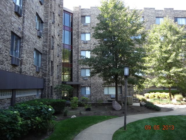 5306 N Cumberland Ave Apt 20, Chicago, IL 60656