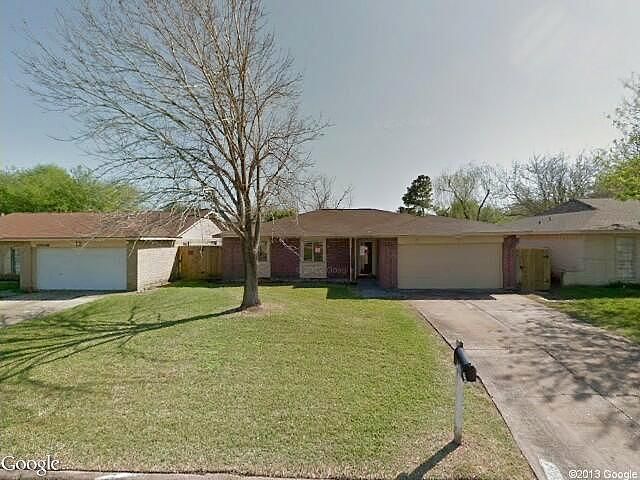 Sparrow St, La Porte, TX 77571