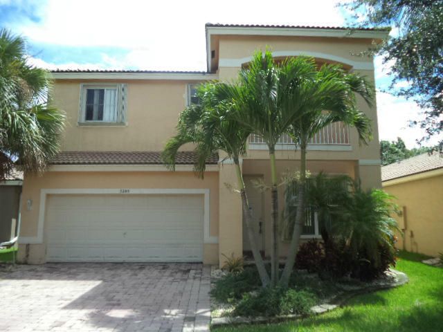 5285 Sancerre Cir, Lake Worth, FL 33463