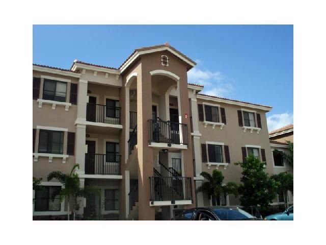 22841 Sw 88th Pl Unit 204, Miami, FL 33190