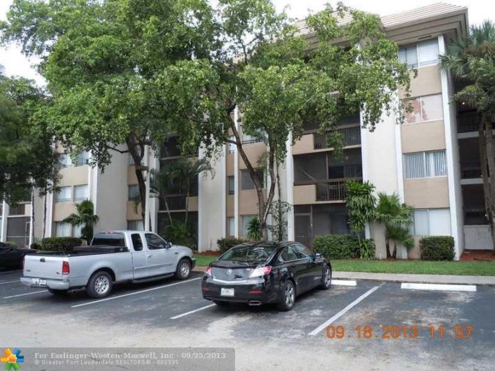 711 N Pine Island Rd # 104, Fort Lauderdale, FL 33324