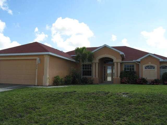 3079 Nw 4th Pl, Cape Coral, FL 33993