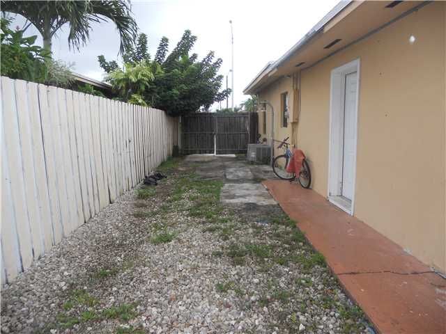 750 E 45 ST, Hialeah, FL 33013