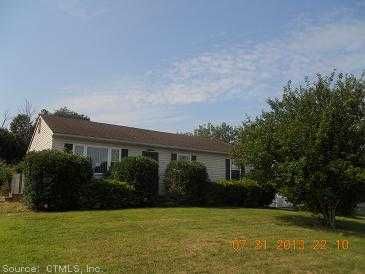 15 Lori Dr, Plainfield, CT 06374