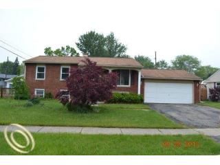 635 Mayfair, South Lyon, MI 48178